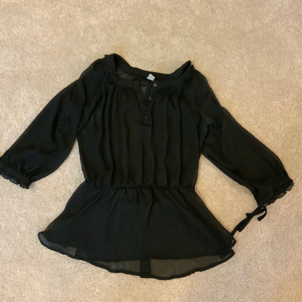 ⭐️Old Navy Top Size S